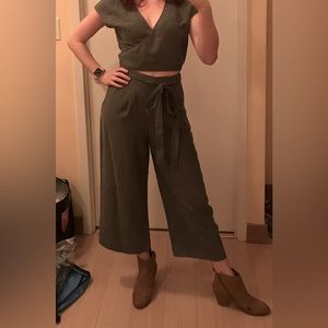 Aritzia Wilfred Brax Olive Linen Jumpsuit Size 4